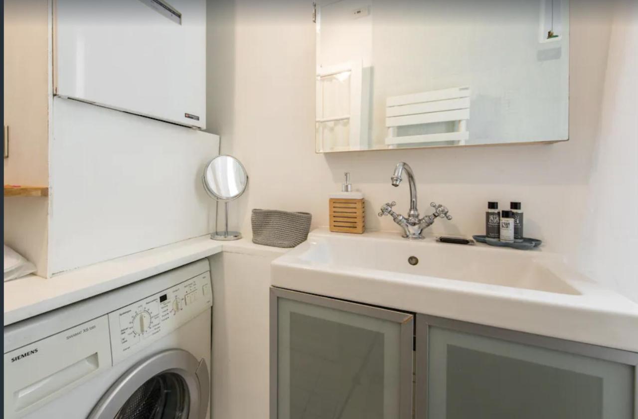 Paris Petit Appartement Lumineux Et Atypique מראה חיצוני תמונה