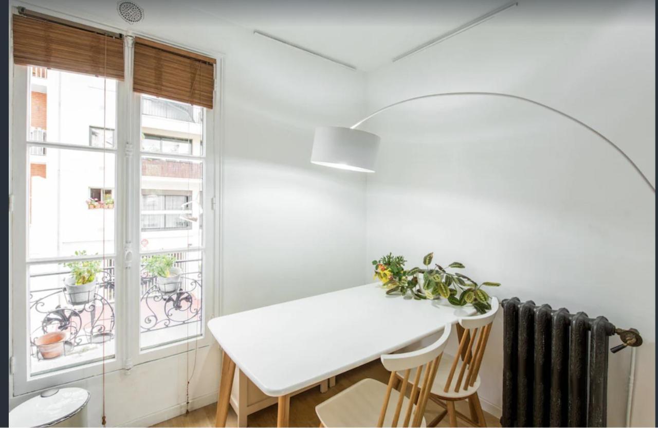 Paris Petit Appartement Lumineux Et Atypique מראה חיצוני תמונה